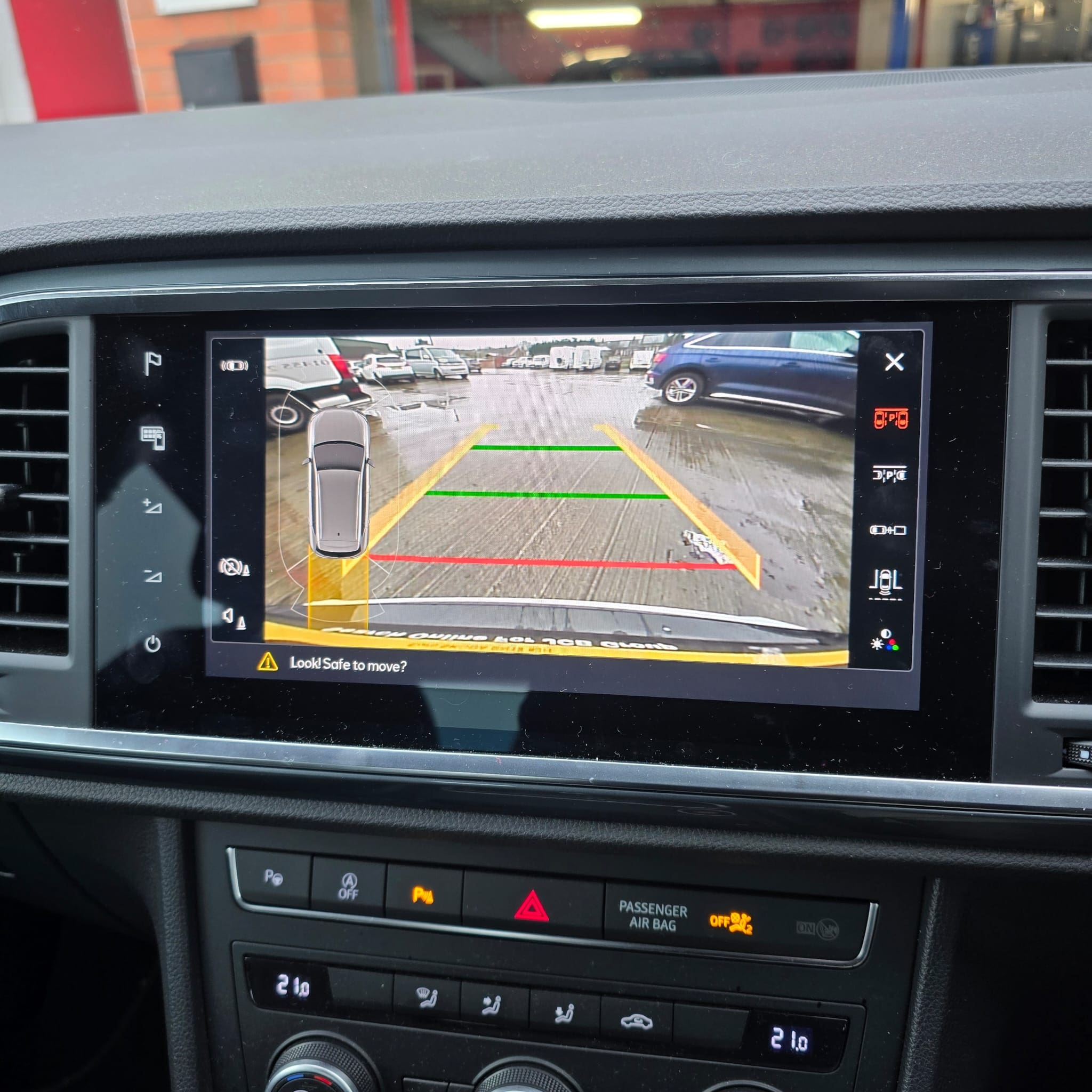 2024 SEAT Ateca OEM Highline reverse camera retrofit with SFD2 unlock and selectable parking modes
