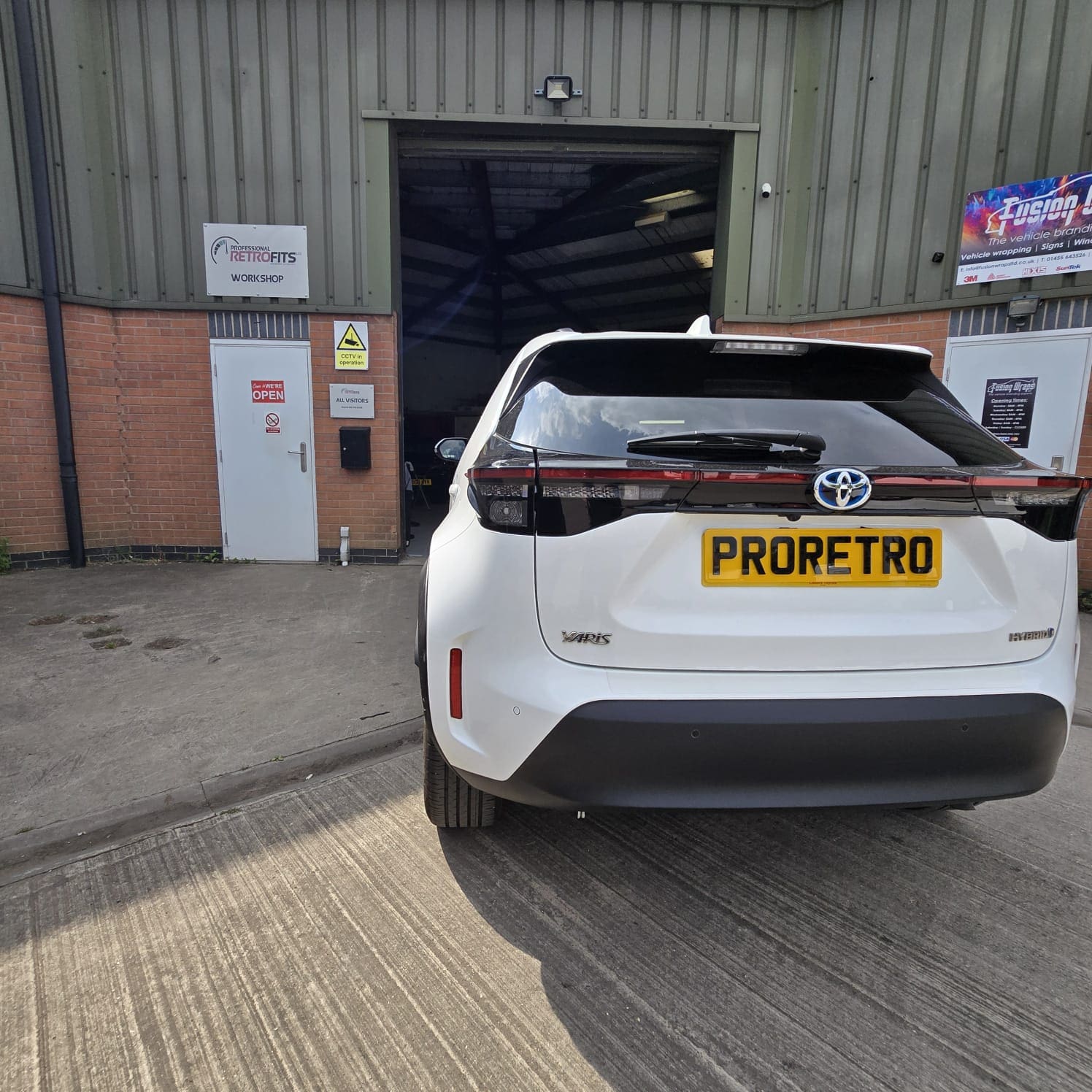 2025-toyota-yaris-hybrid-vodafone-r394-precision-parking-retrofit