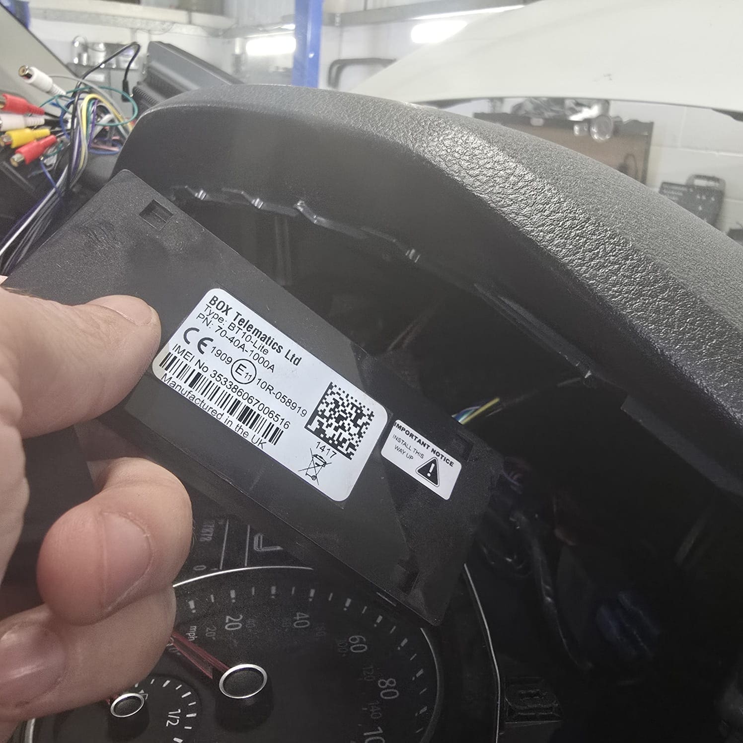 gps-tracker-removal-vehicle-battery-replacement-diagnostics