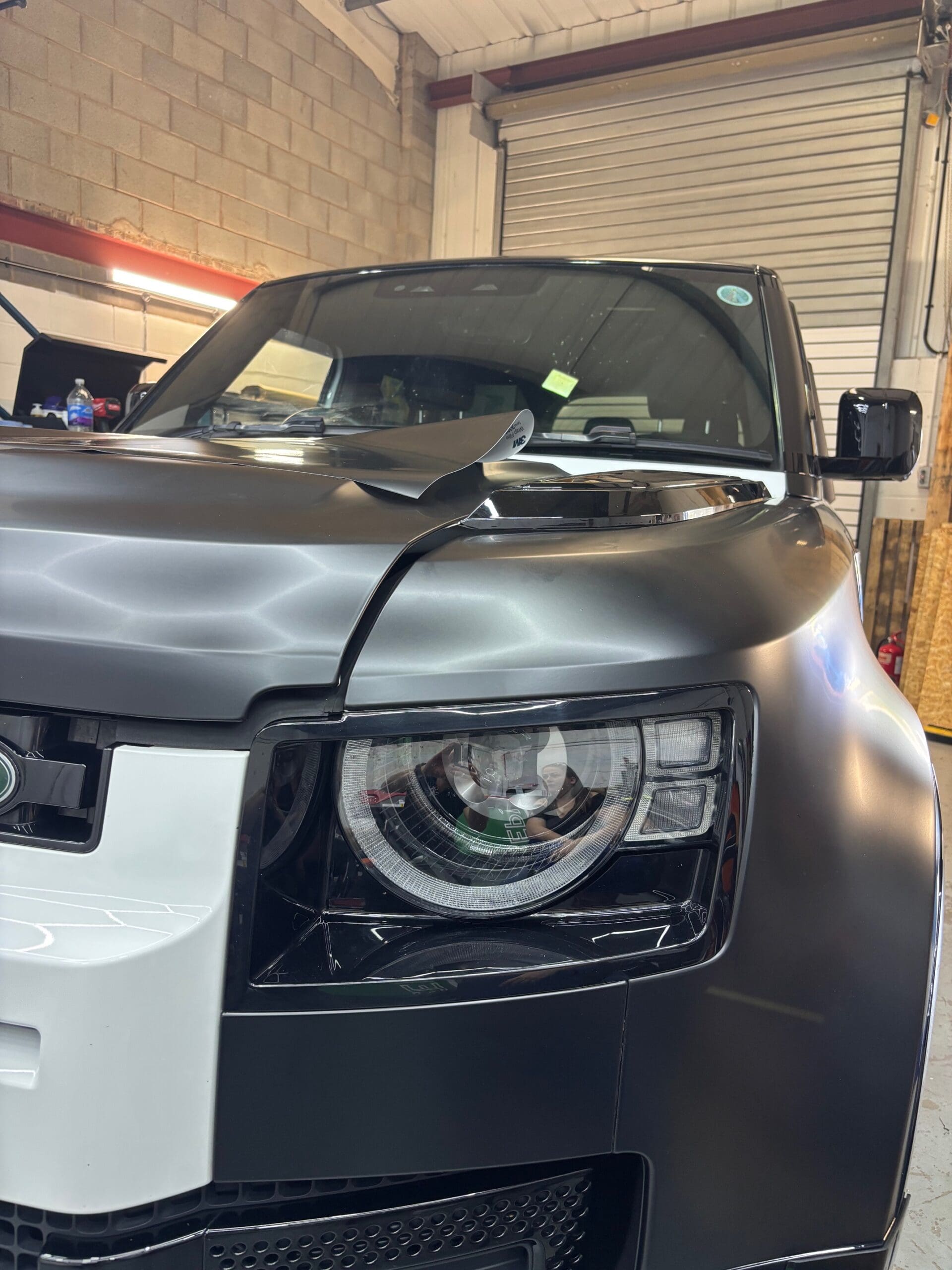 range-rover-defender-black-matte-fusion-wrap-nuneaton