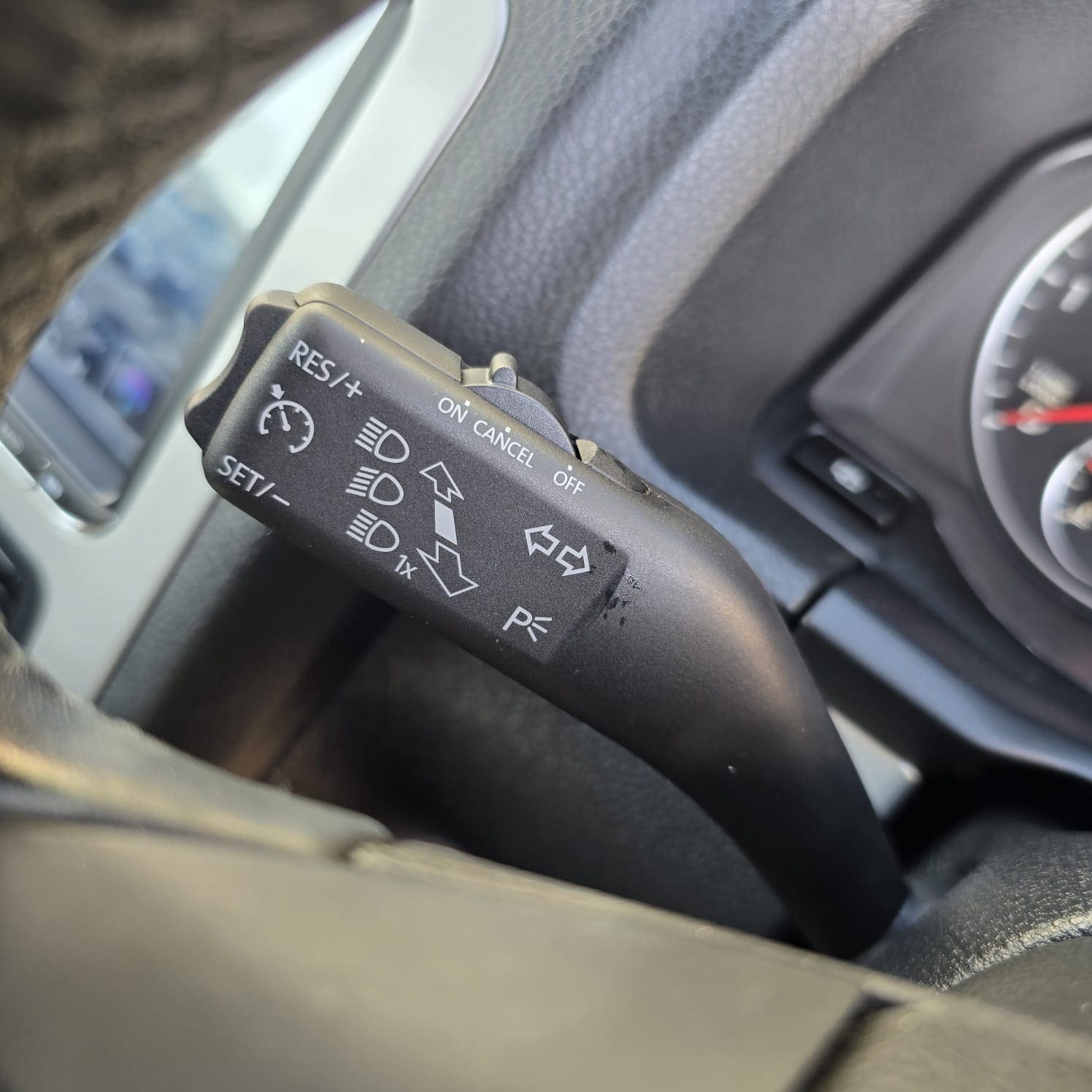 Volkswagen-EOS-cruise-control-Colm-switch-Leicester