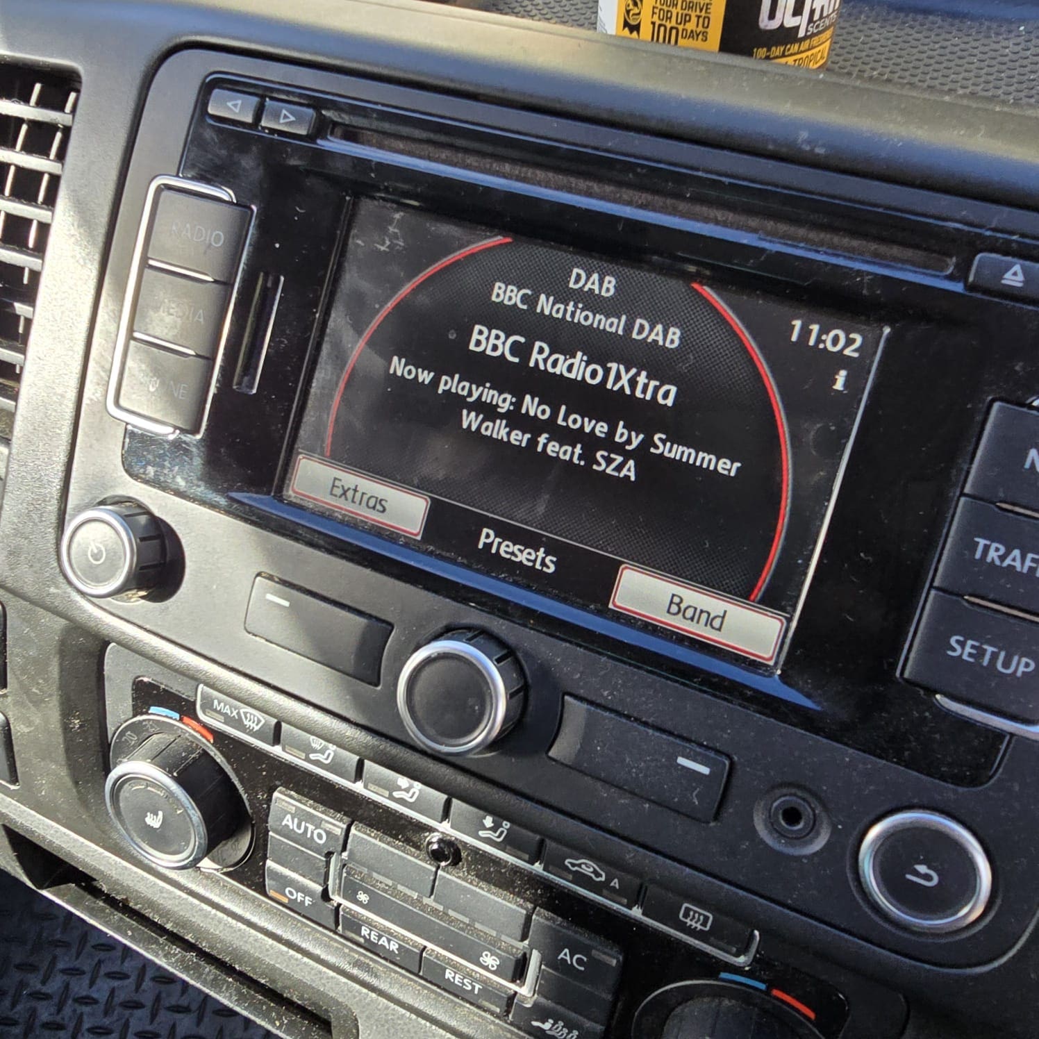 vw-transporter-t51-dab-steering-speedo-retrofit-tamworth