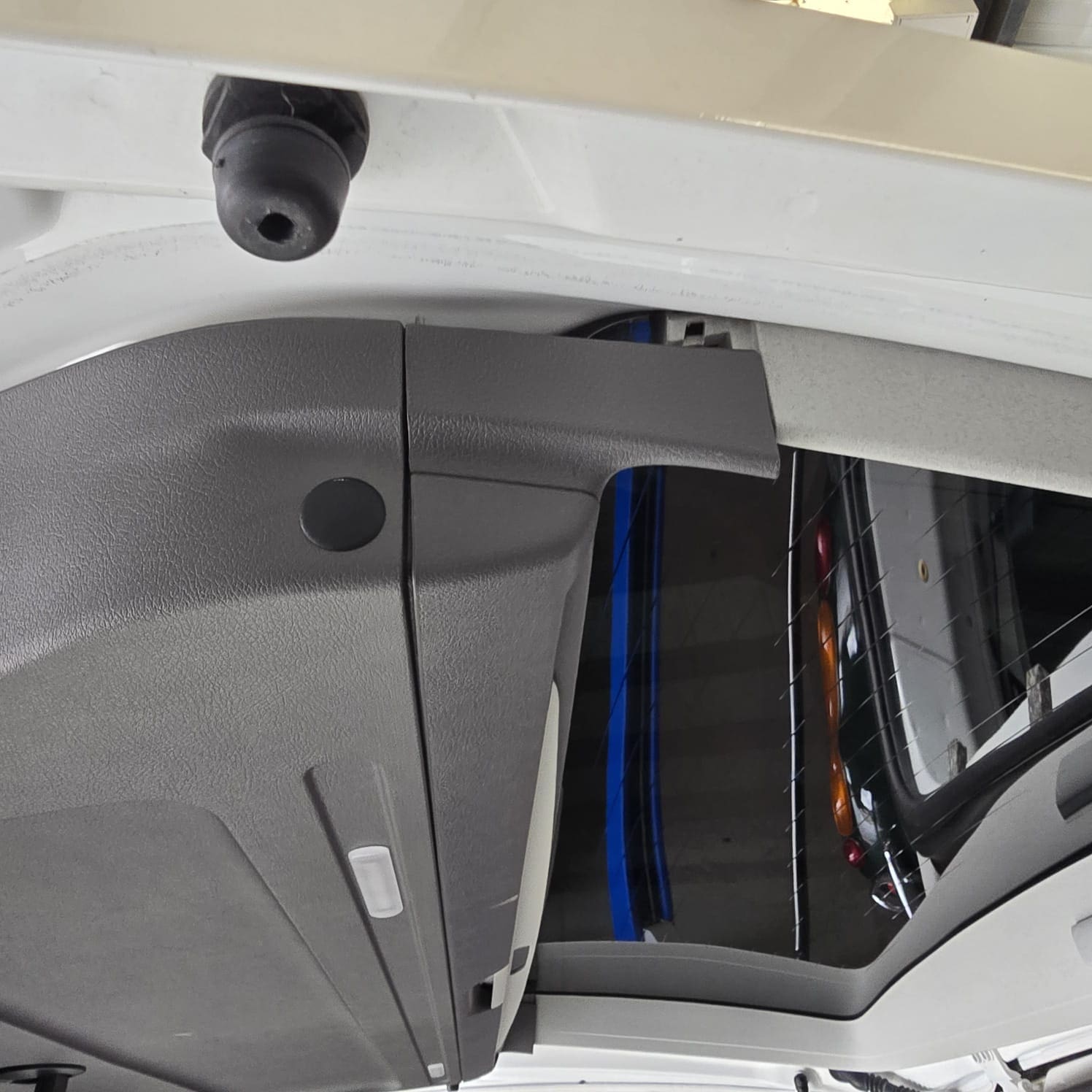VW California T6.1 Rear-View Camera Retrofit for Enhanced Safety