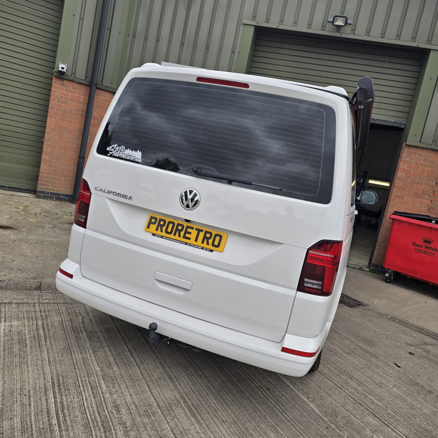 VW California T6.1 Rear-View Camera Retrofit for Enhanced Safety