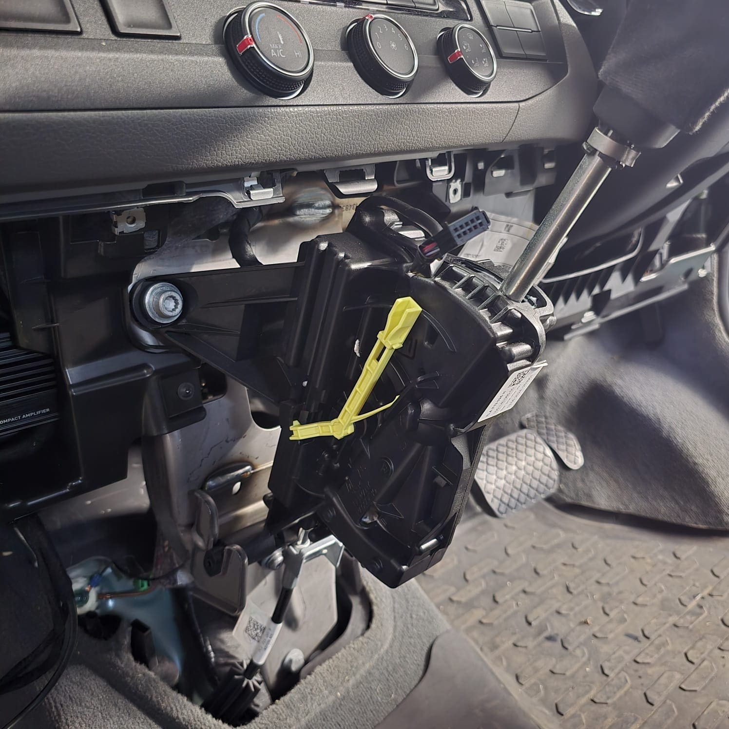 vw-t6-1-california-dsg-selector-professional-retrofit