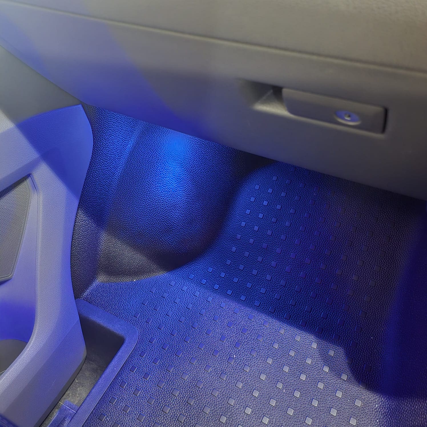 vw-t6-door-card-mood-lighting-birmingham