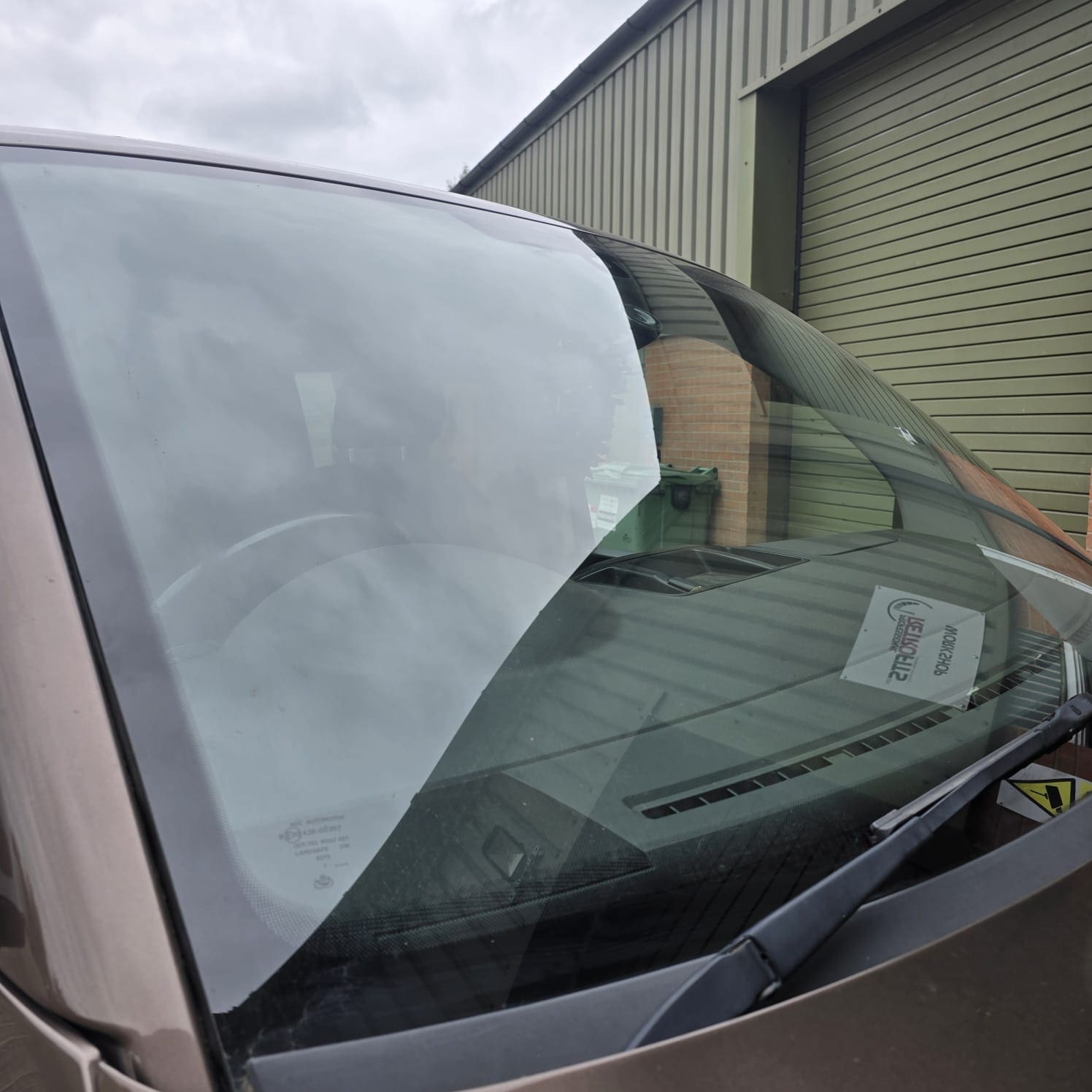 vw-transporter-t5-oem-heated-windscreen-custom-wiring-retrofit