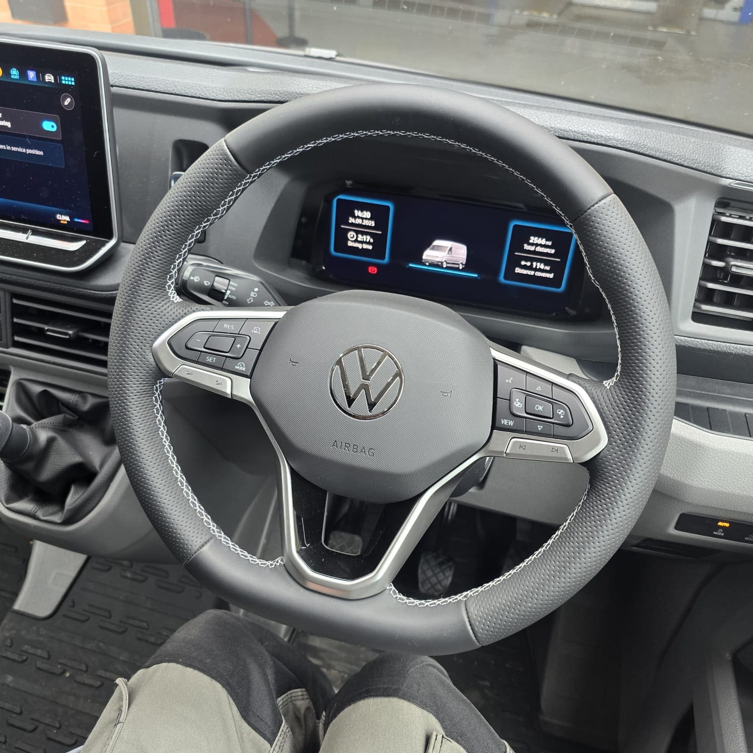 volkswagen-crafter-2025-custom-steering-retrofit-perforated-grey-stitching