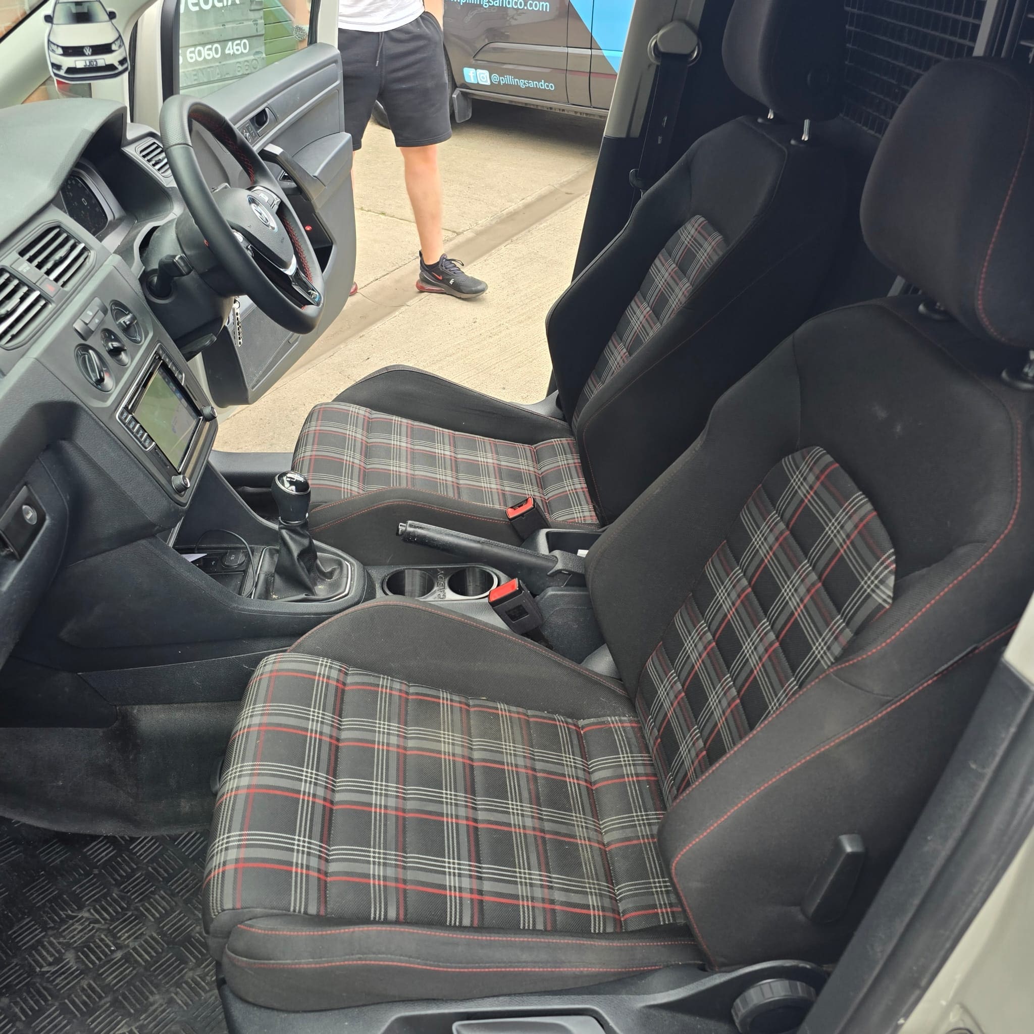 vw-caddy-mk4-discovery-navigation-carplay-gti-seats-nuneaton