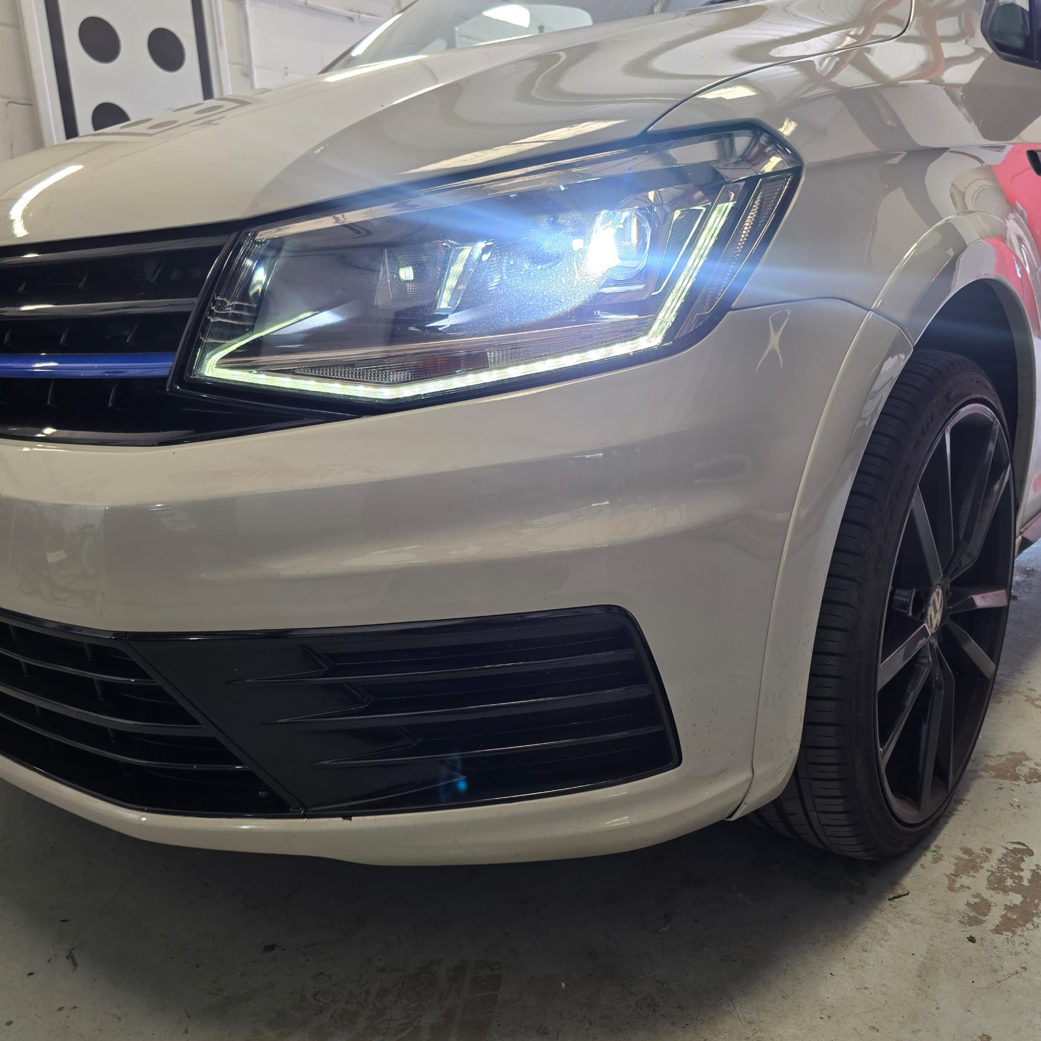 VW Caddy 2016 BCM Highline retrofit for flickering bi xenon LED headlights