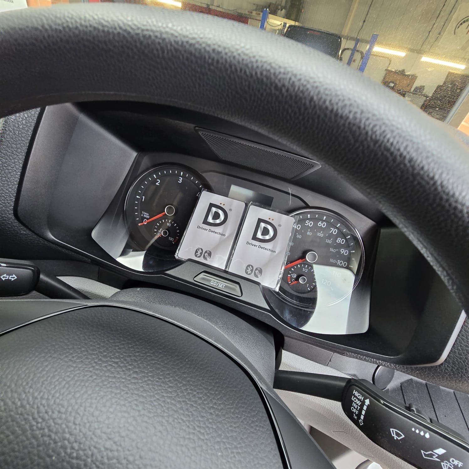 vw-crafter-2024-acc-imob-tracker-security-enhancement