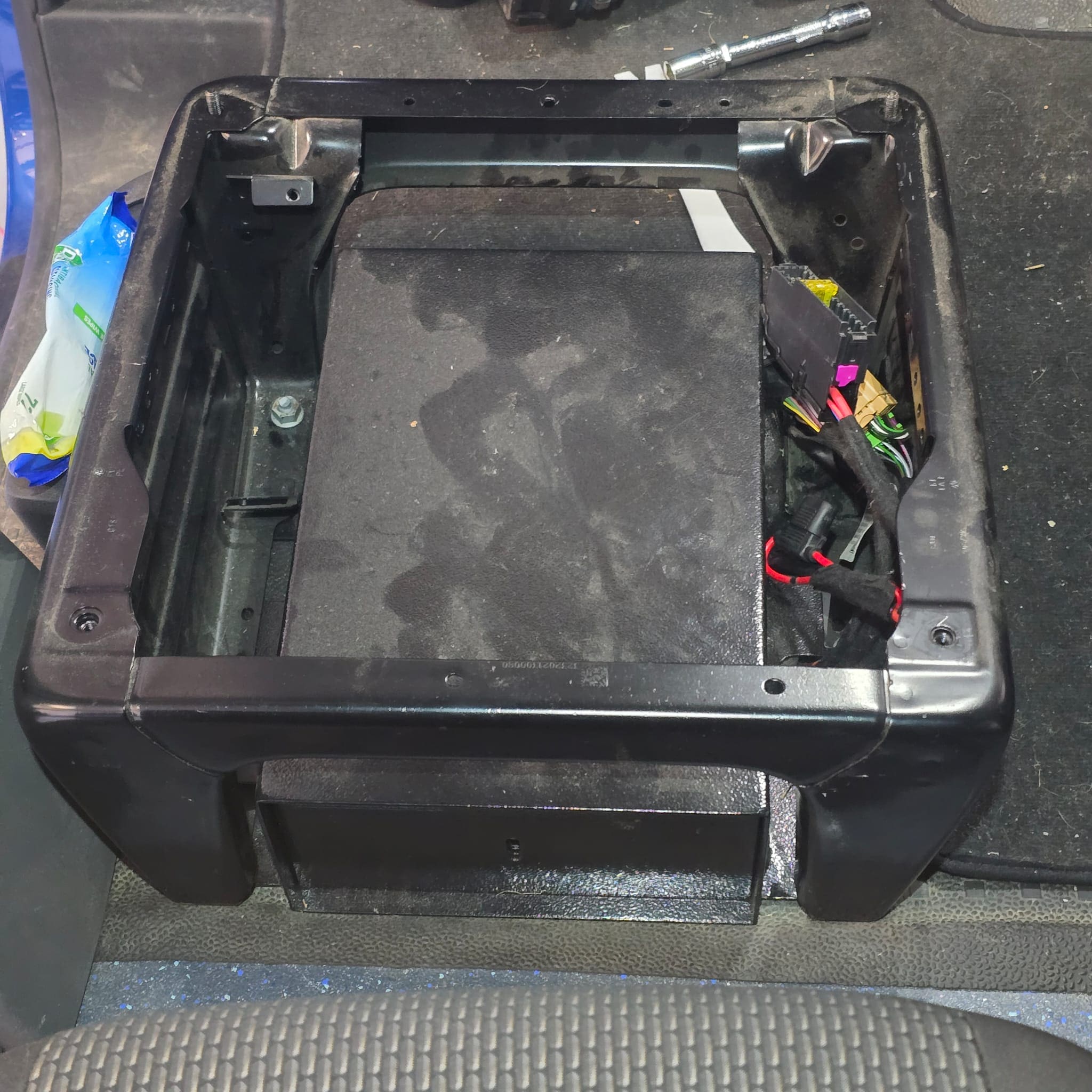 VW T6.1 soft close retrofit for side sliding doors