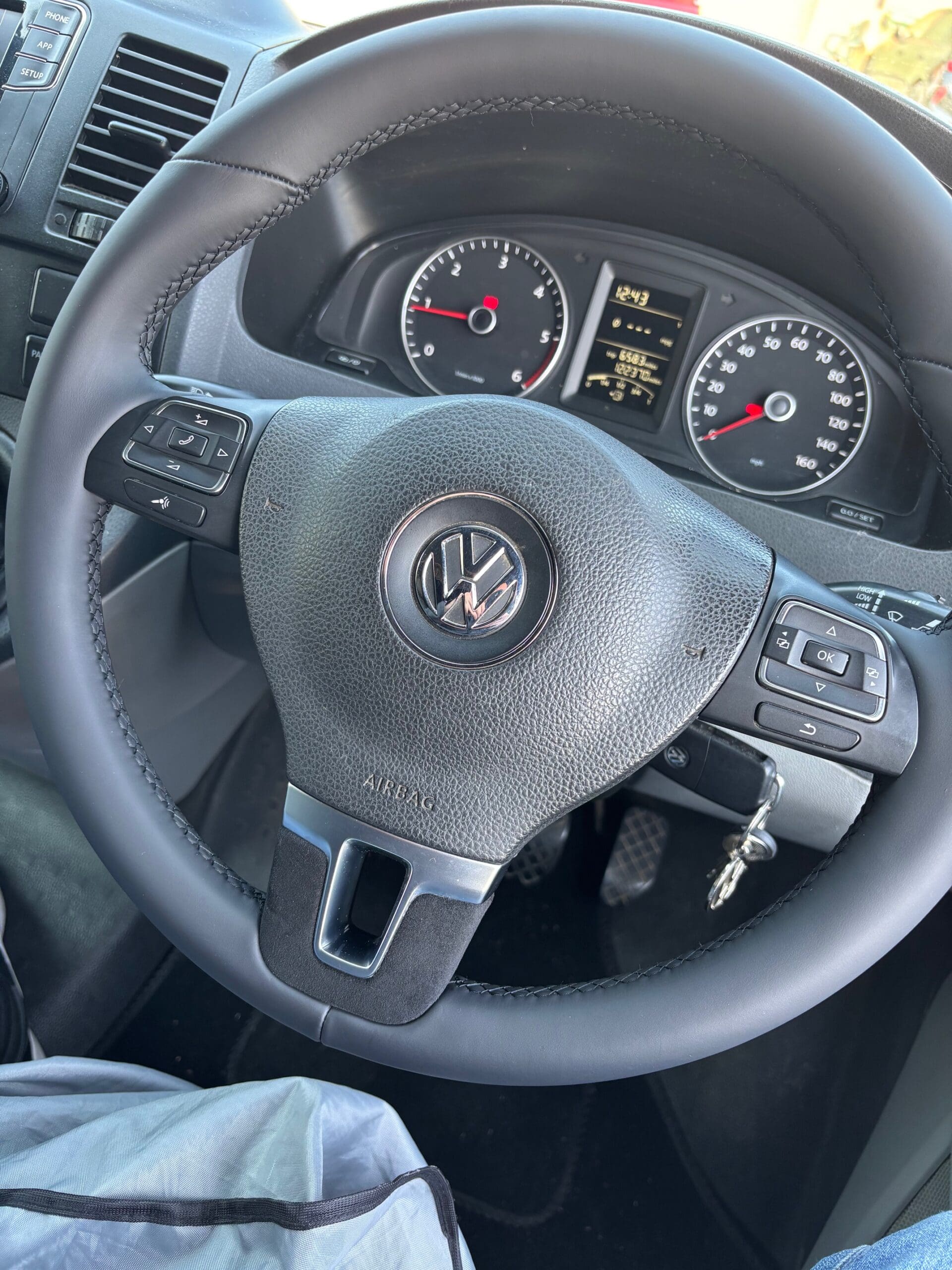 vw-t5-1-napa-leather-alcantara-steering-upgrade-redditch