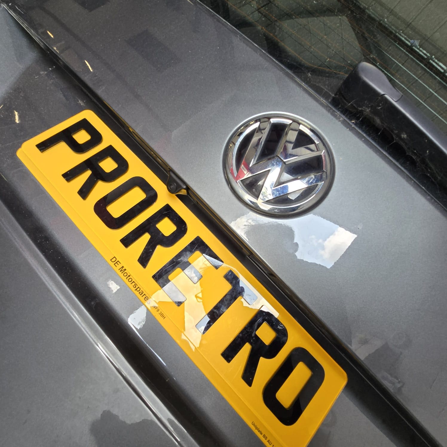 vw-caddy-reverse-camera-retrofit-tailgate-adjustment