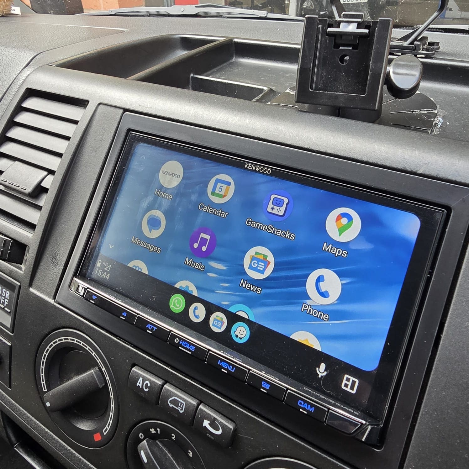 vw-t5-kenwood-8021dabs-reverse-camera-upgrade