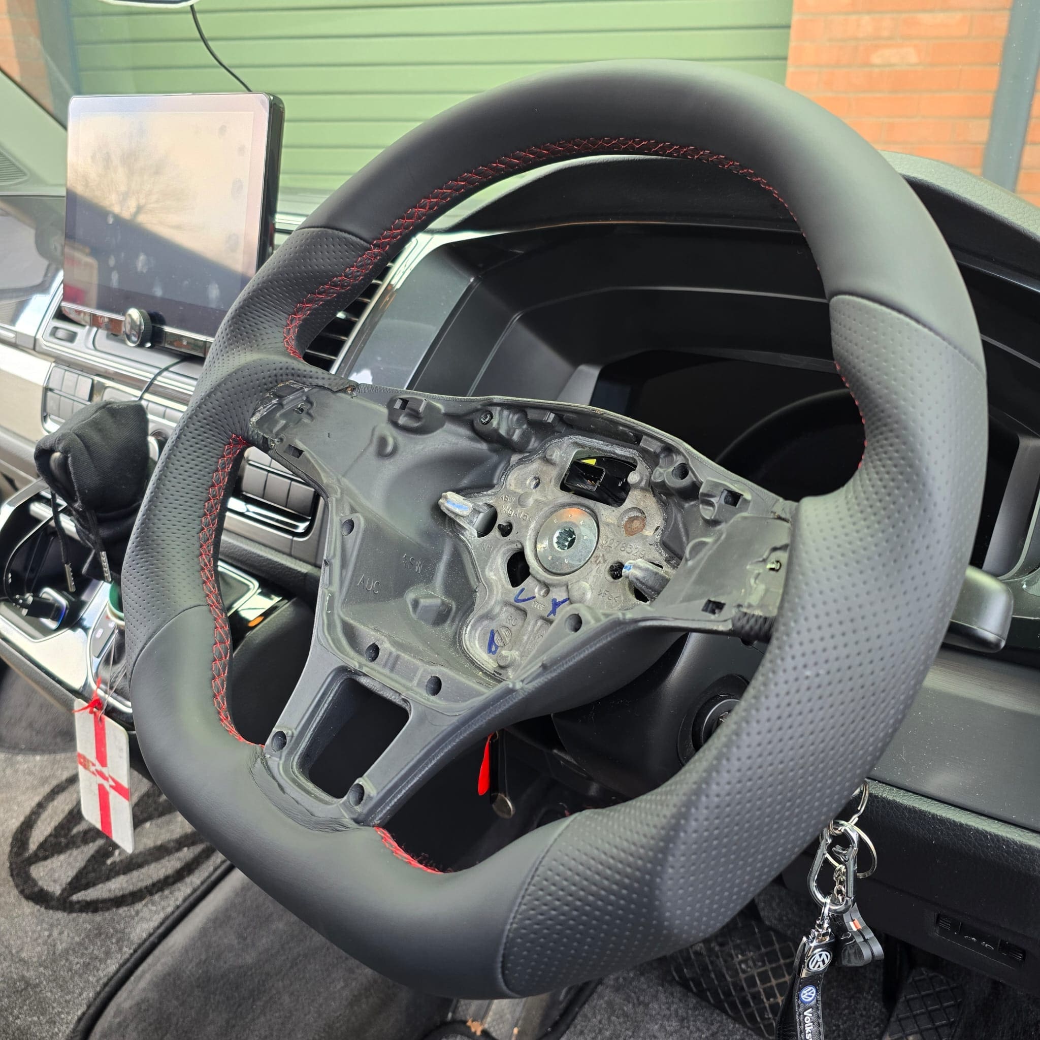vw-transporter-t6-badboy-steering-wheel-upgrade-perforated-leather